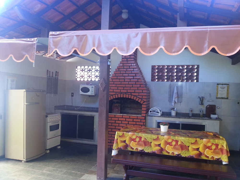 Itaúna Hostel