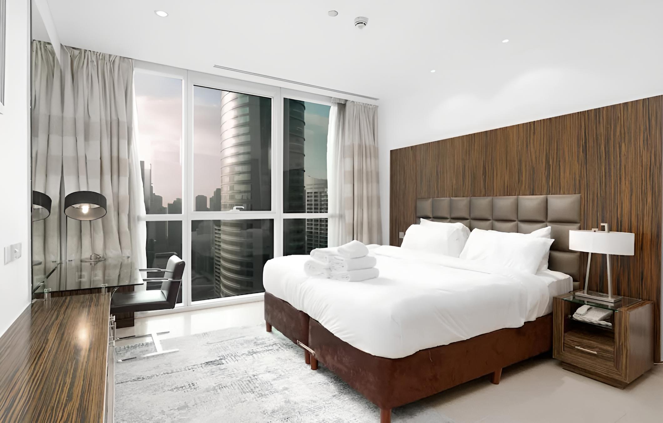 Cozy 2bdr in Jumeirah Lakes Towers