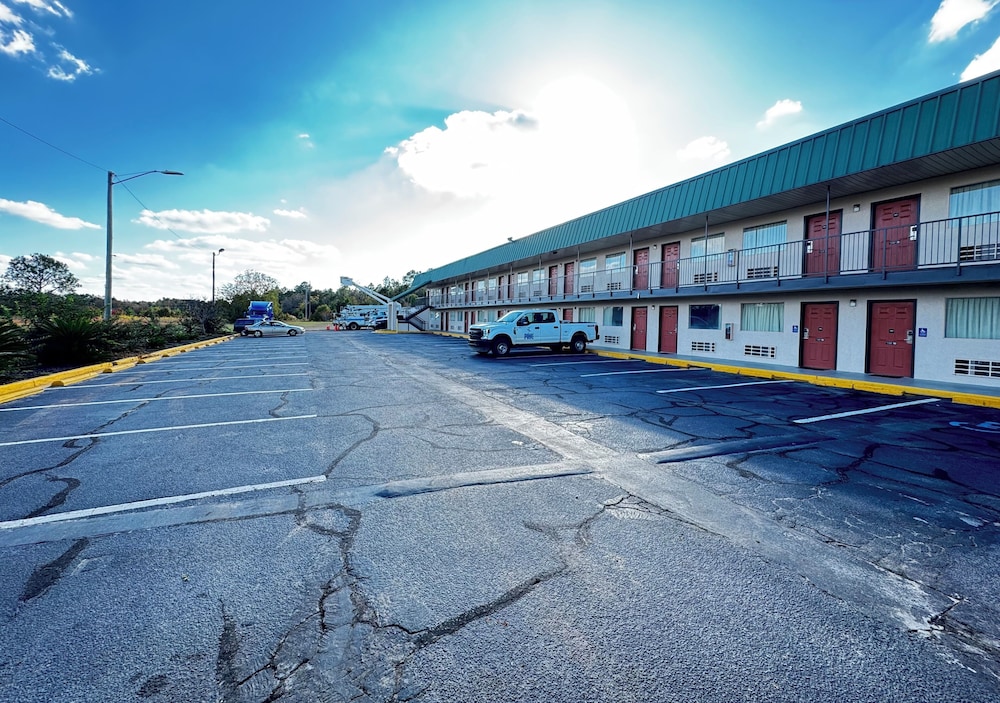 Western Motel