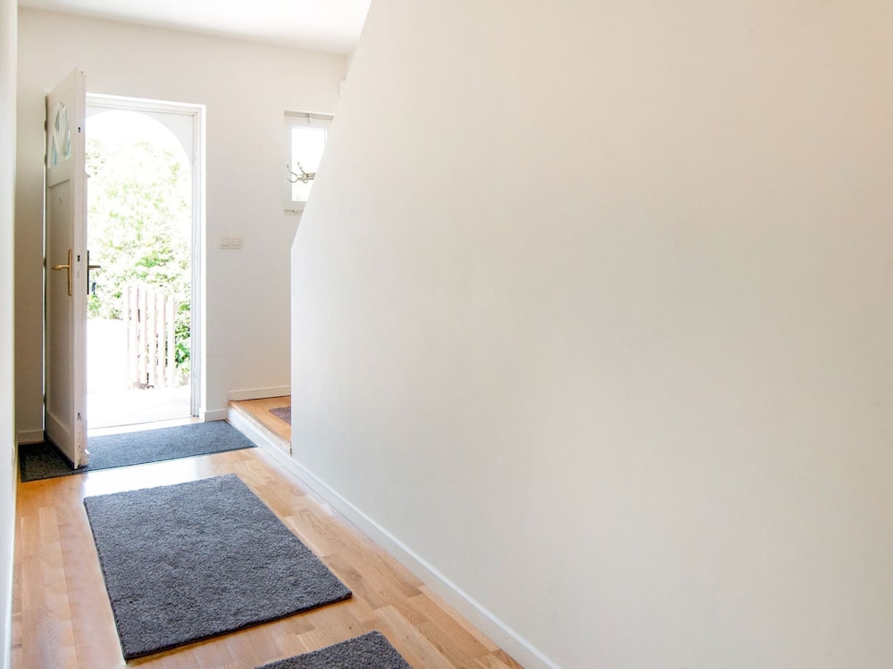 Enticing Holiday Home in Treignes near Forest view 2