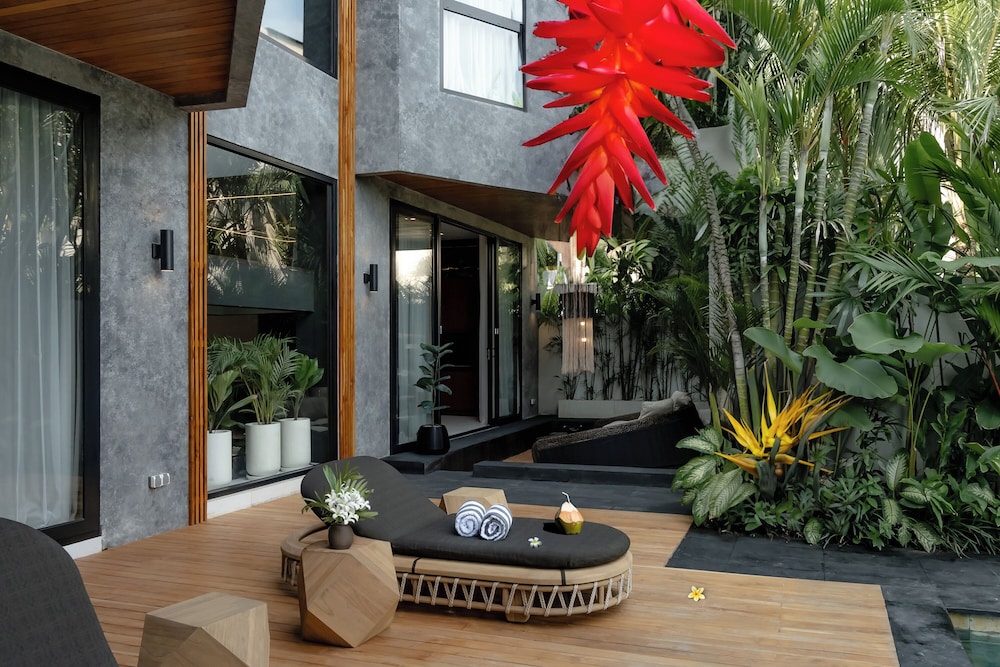 AMO Residences