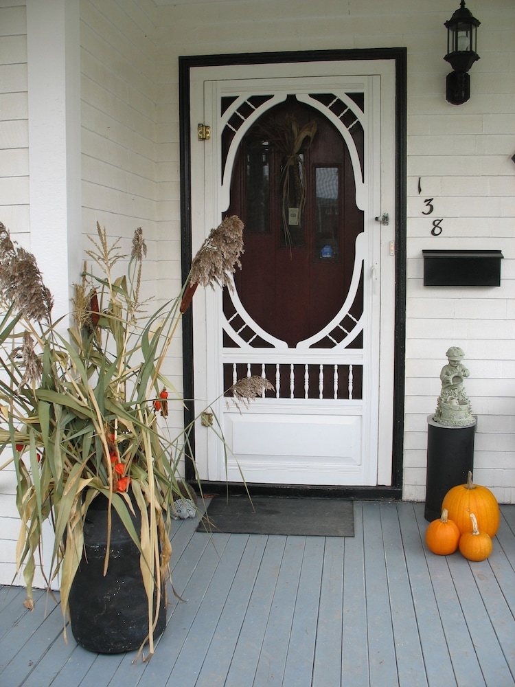 The Nelson House Bed & Breakfast