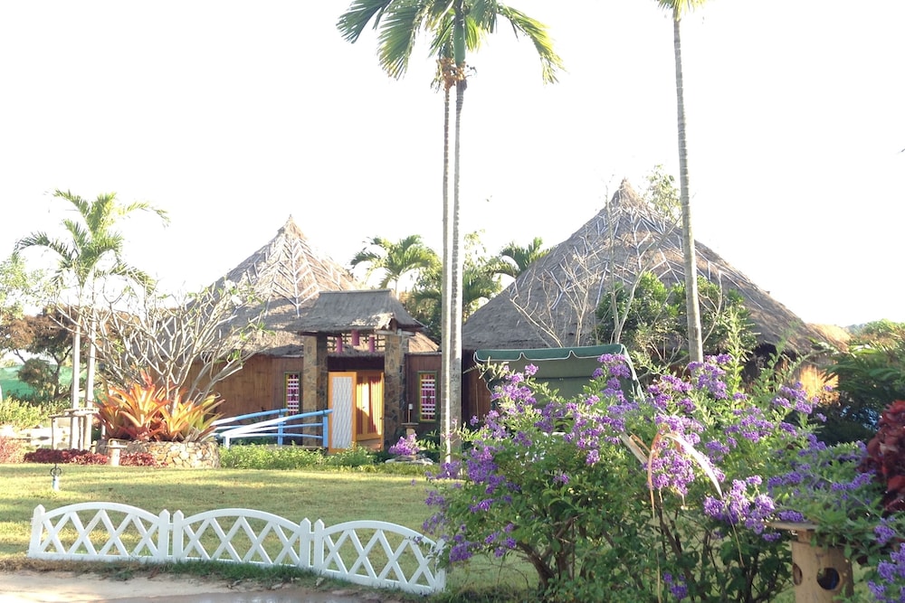 Reewa Waree Resort