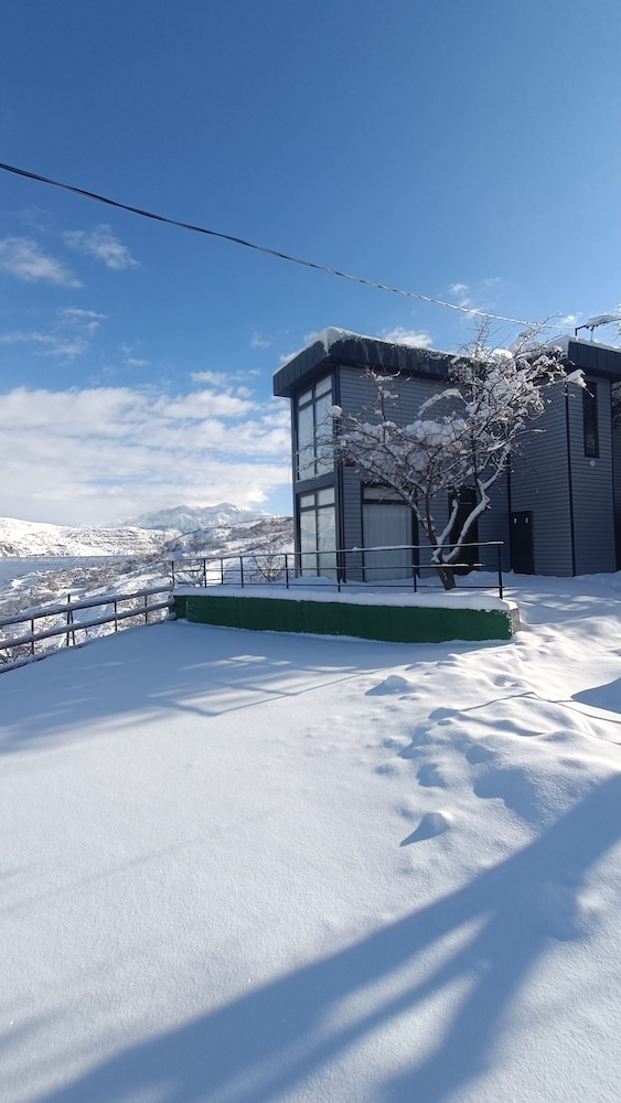 Chorvoq View