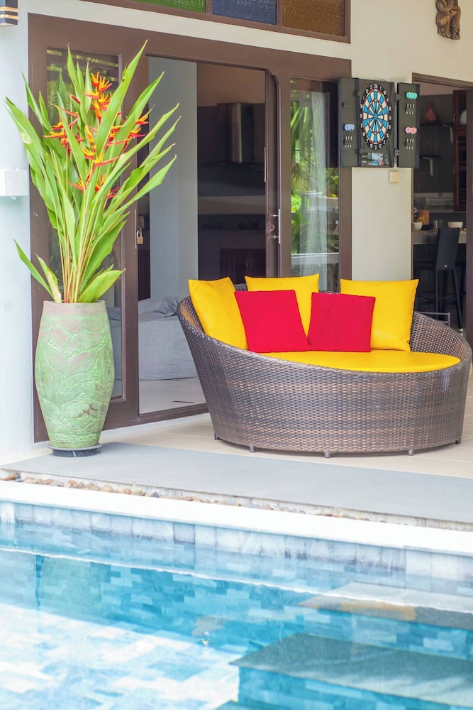 150 m From a Paradise Beach 3 Bedrooms Pool