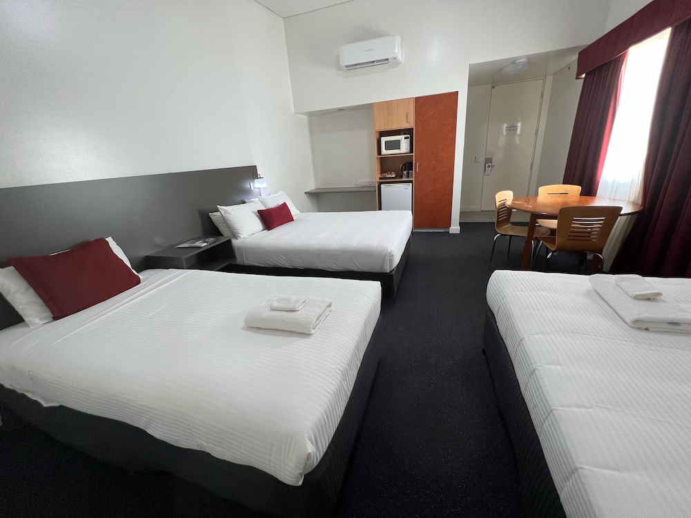 Country Roads Motor Inn Dysart