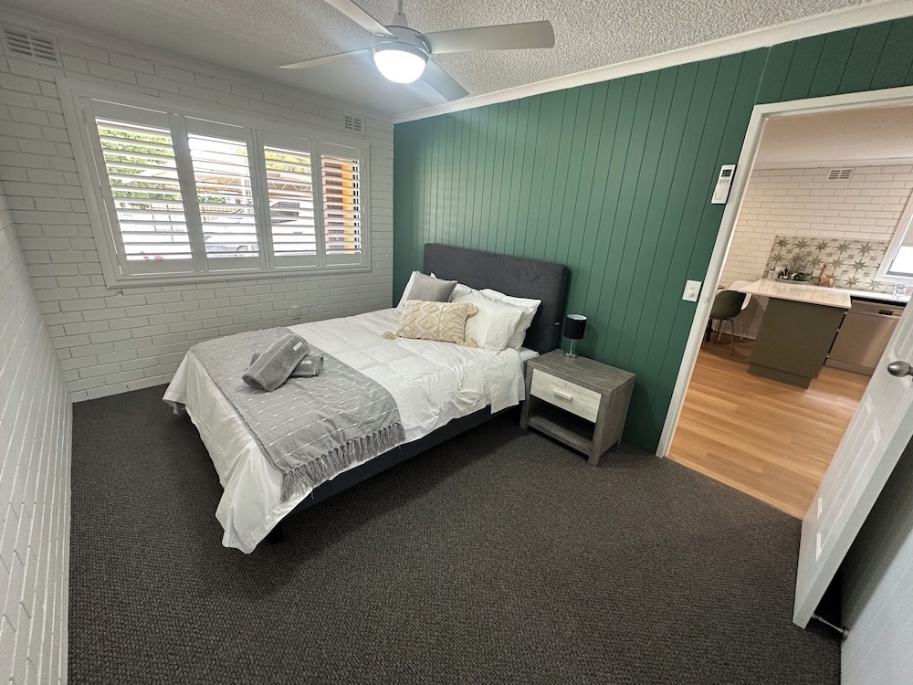 Central Cullen Apartments