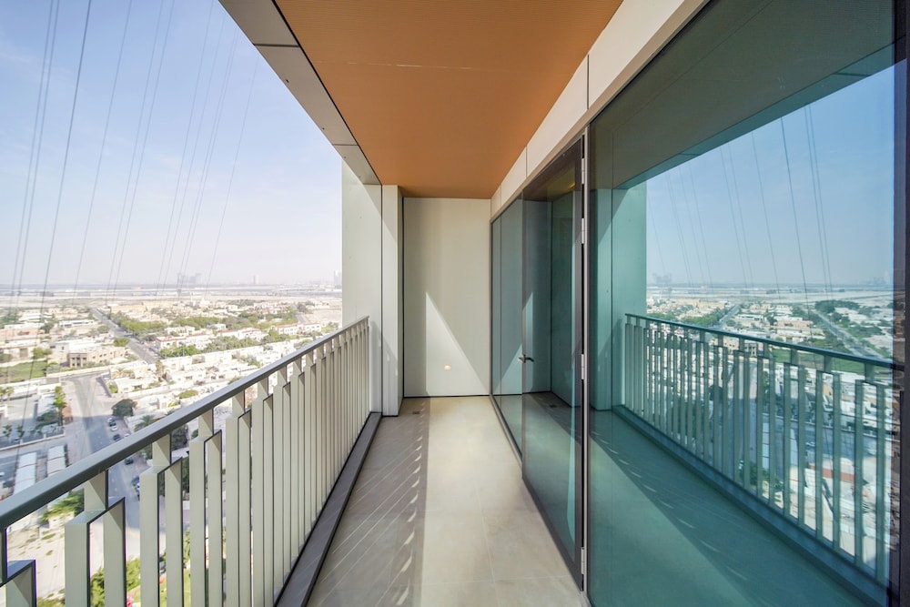 PVH - 2BR Artistic Retreat in Downtown Views 2