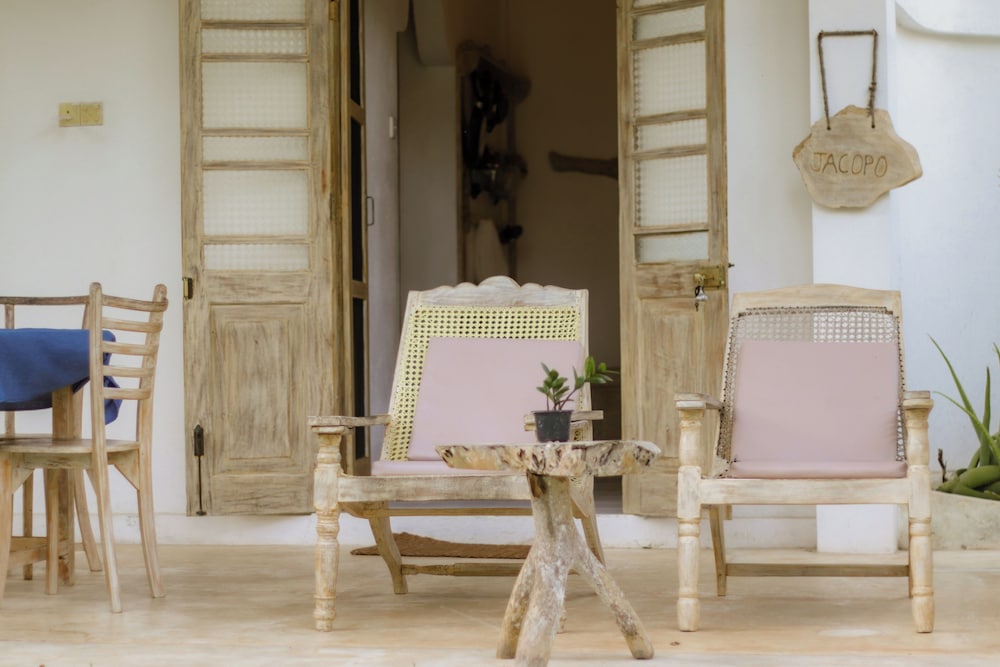 Deep Blue Sea Rental Villa
