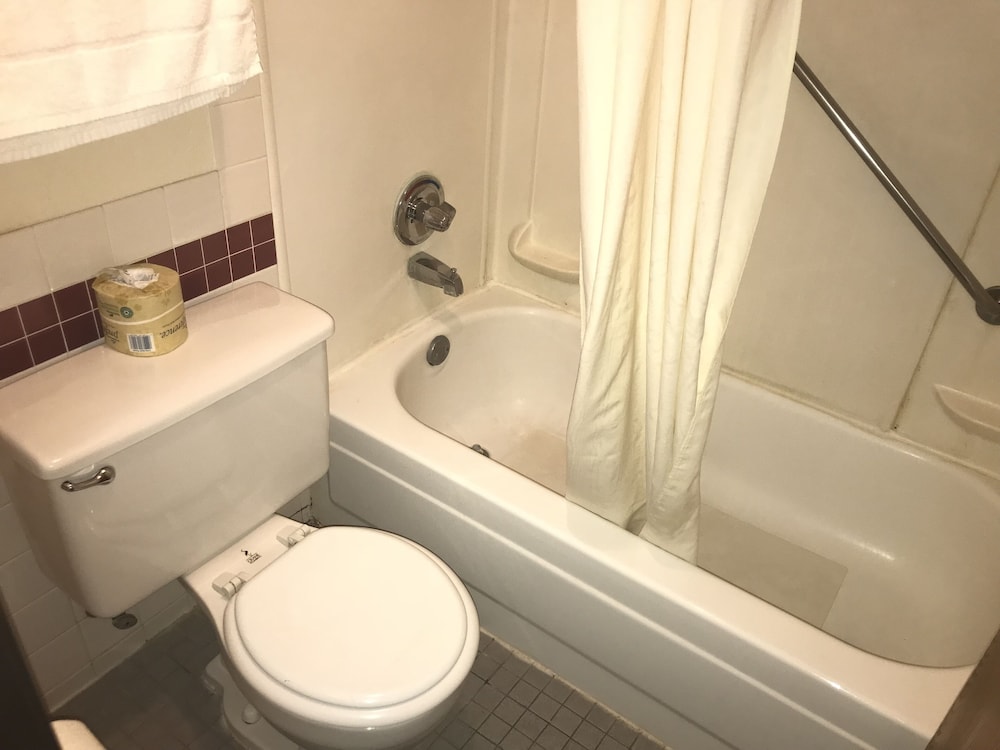 Northwoods Inn & Suites Blackduck