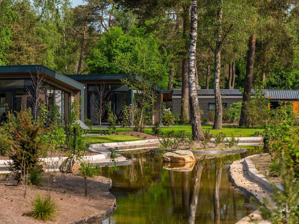 Luxury Villa in Arnhem With Parking