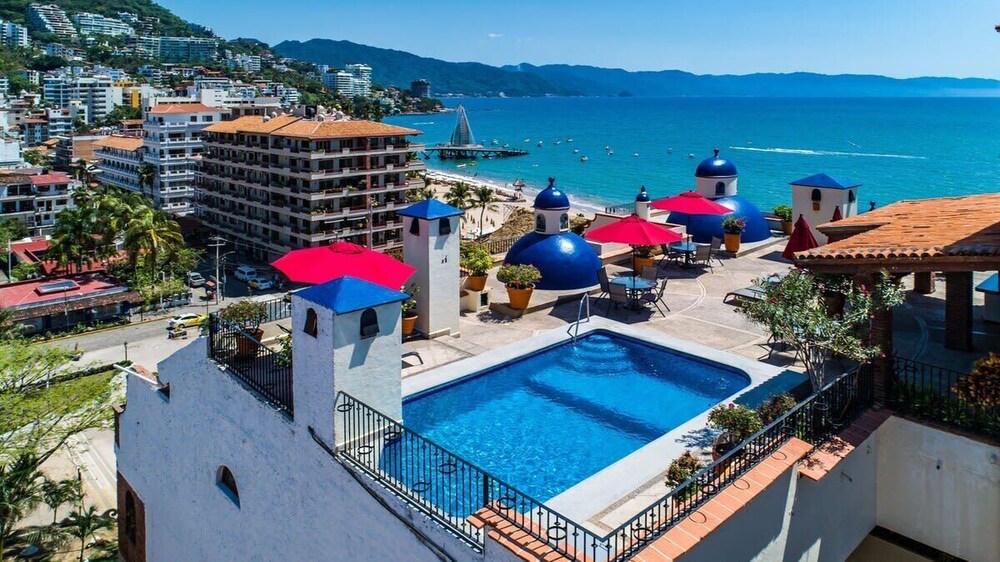 Ocean View 2Br Condo-balcony-beach-pool - 603