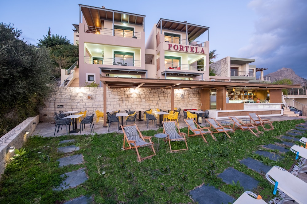 Portela Suites Kastri