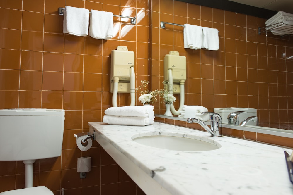 Tiberias Vacations - Club Hotel Tiberias - Property Image 6