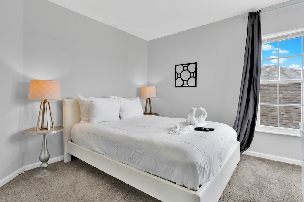 5Br Kissimmee Home W/ Pool & Game Room Fun