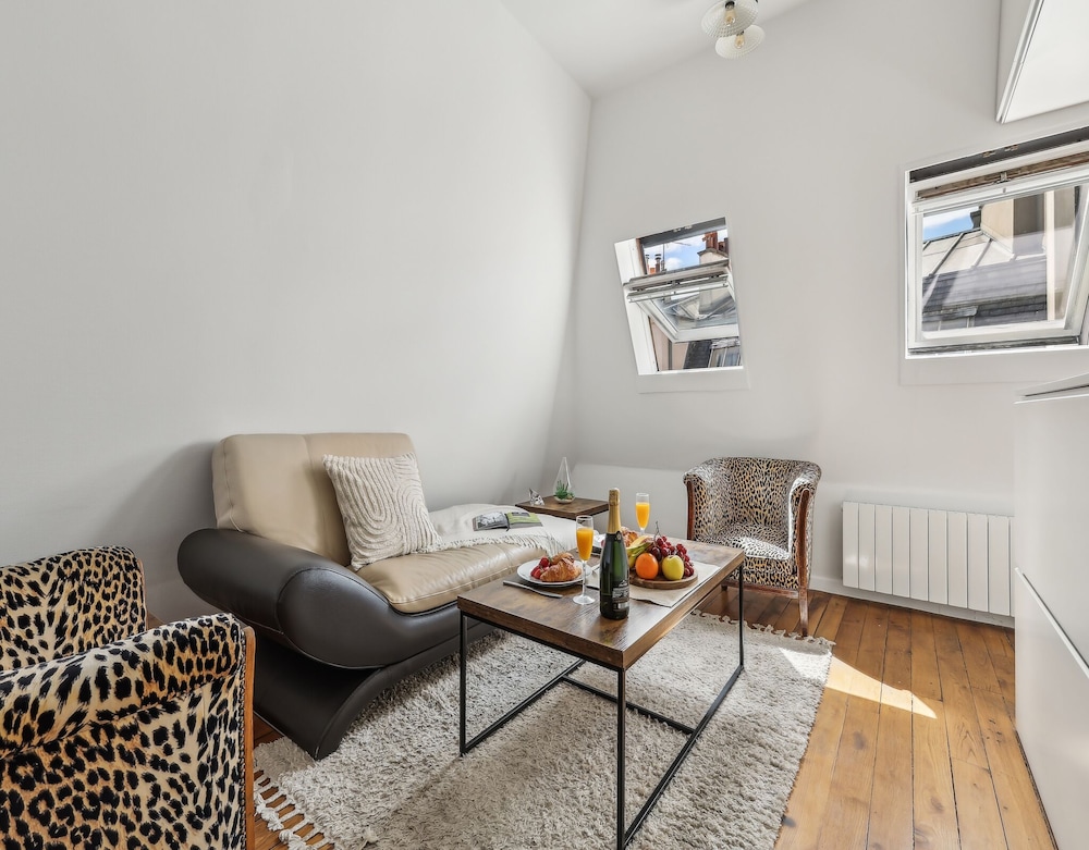 Charming Studio Near Palais Royal