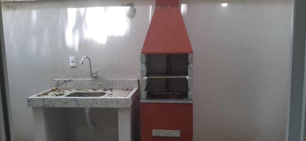House 2 Suites in Condo w/ Pool Mnt0058