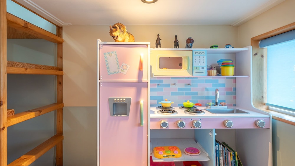 Gyeongju Jamjam Kids Pool Villa Pension
