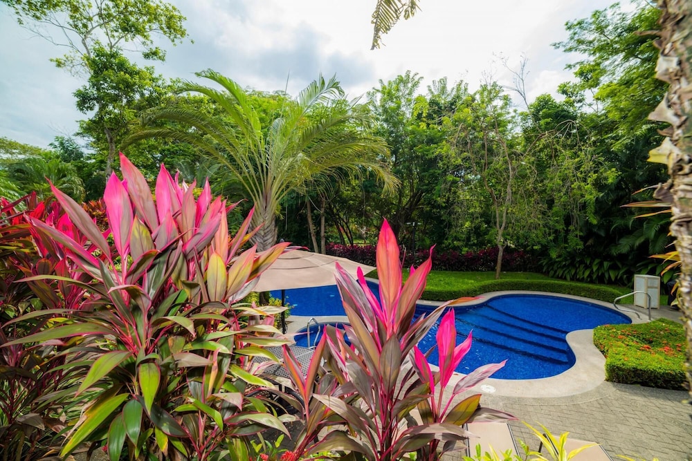 Veranda 1E 3bdr 3 Bath view 4