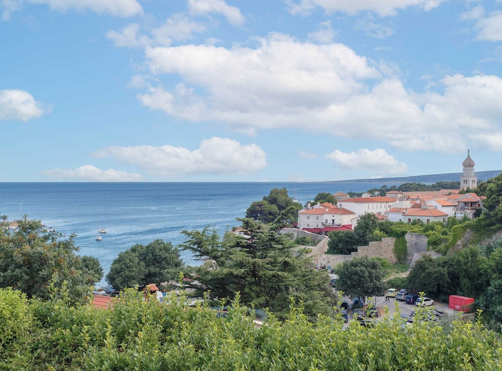 Luxury Beachfront Krk Apartments With Terrace