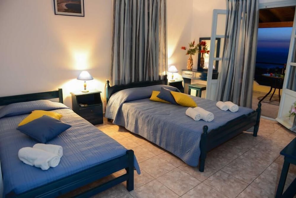 Dina Hotel