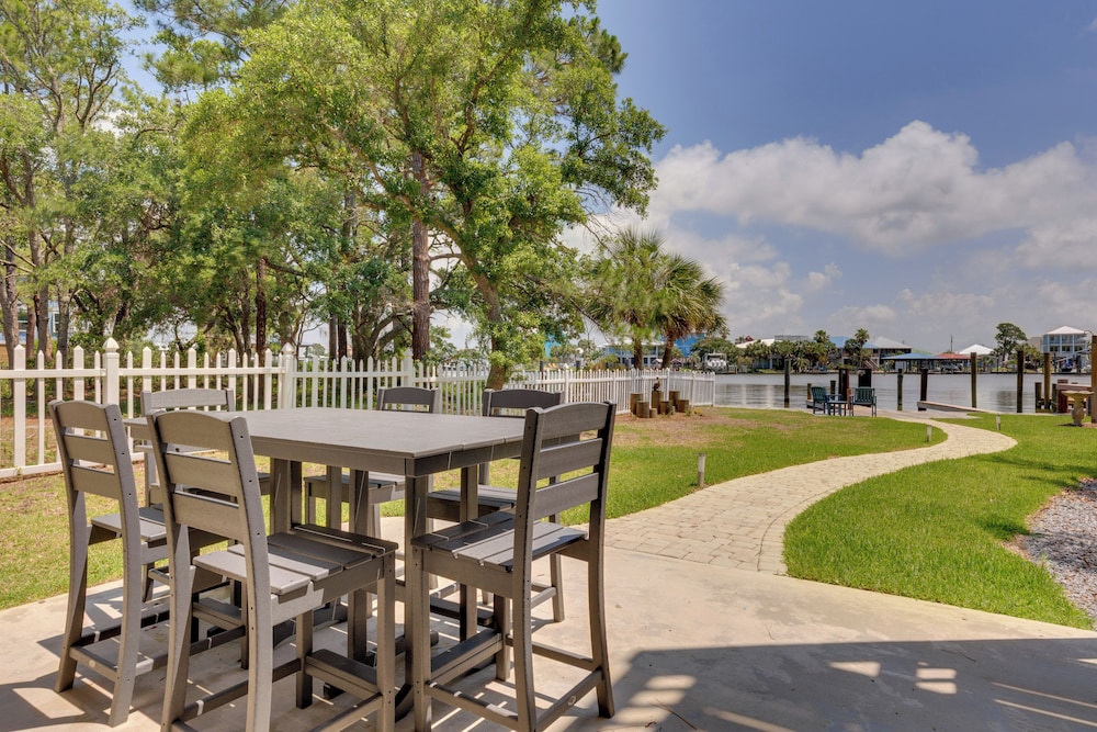Fish, Kayak & More: Bayfront Gem in Dauphin Island