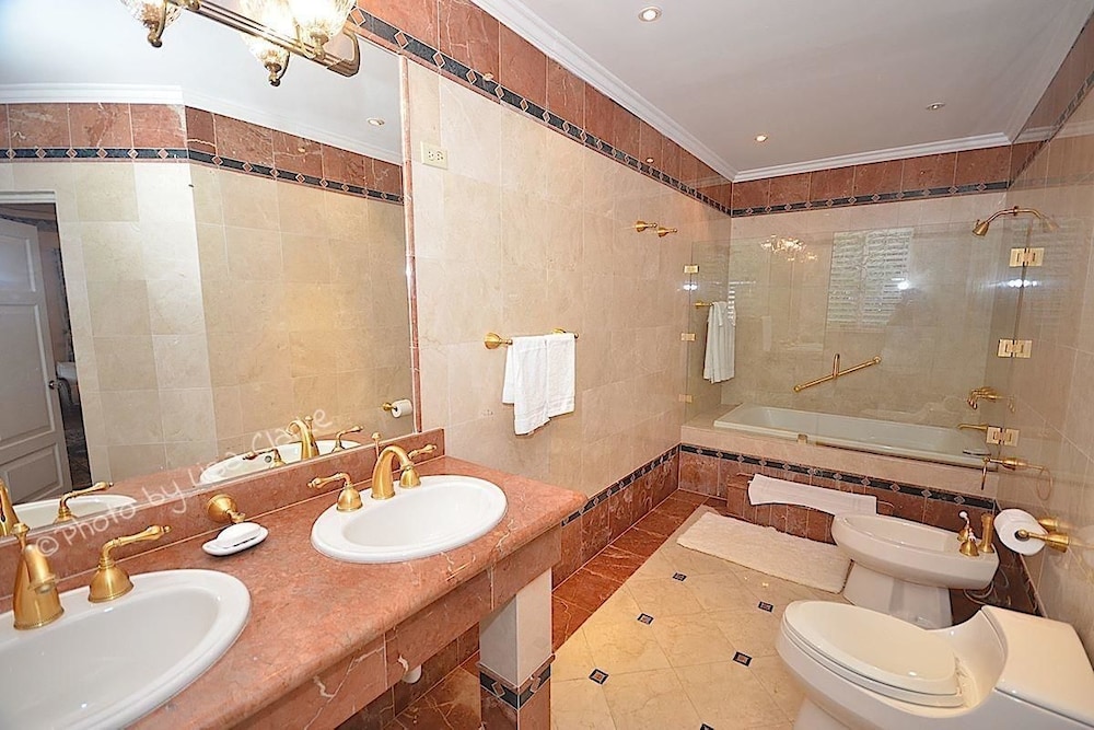 Villa Manana, Ocho Rios 5BR