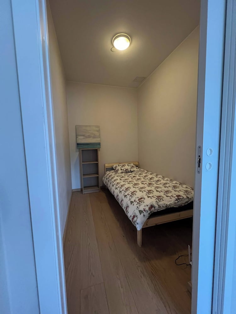 Stylish Seaview 4 Beds Central Apartment Sorenga