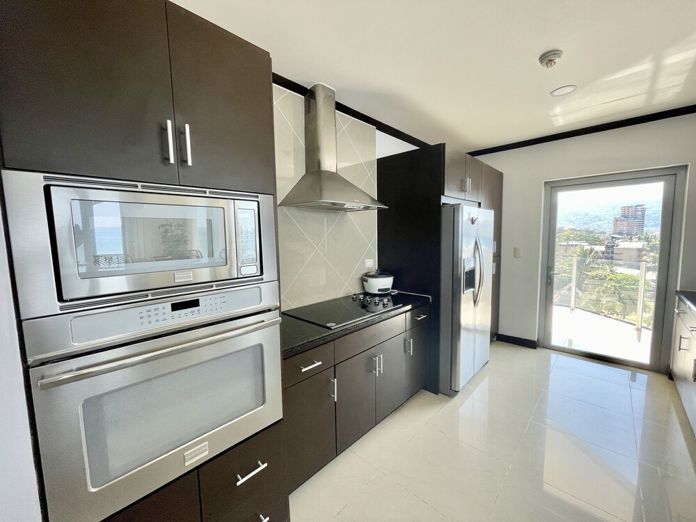 Ocean View, Luxury Penthouse at Diamonte del Sol 702N by RedAwning