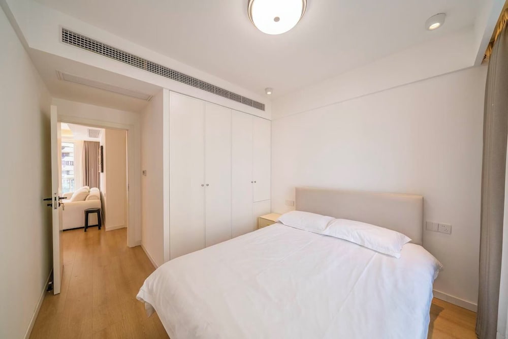 Book and Bed - SML Center