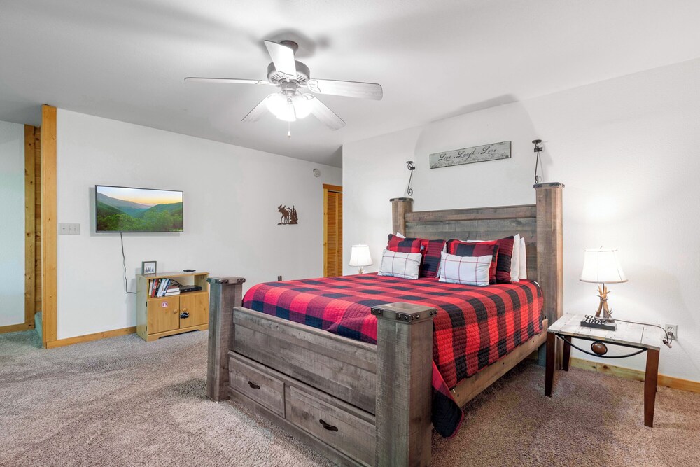 Mountain Laurel view 5