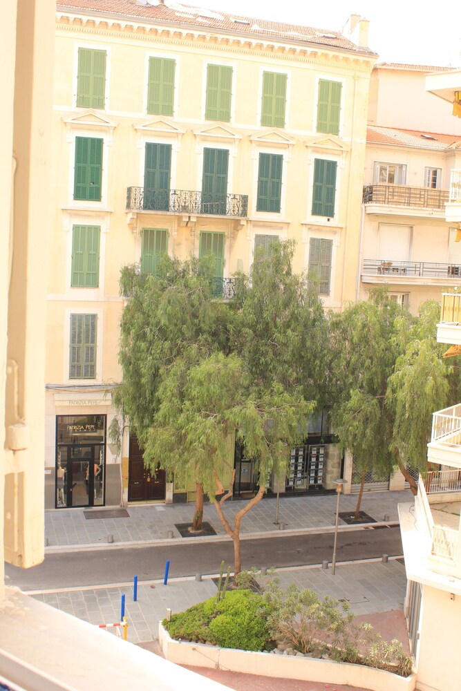 Appartements Nice Centre Carré d'Or