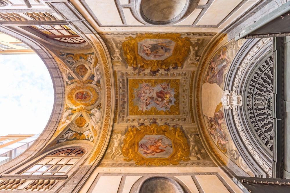 Palazzo Maddaloni Sweet Home By Napoliapartments