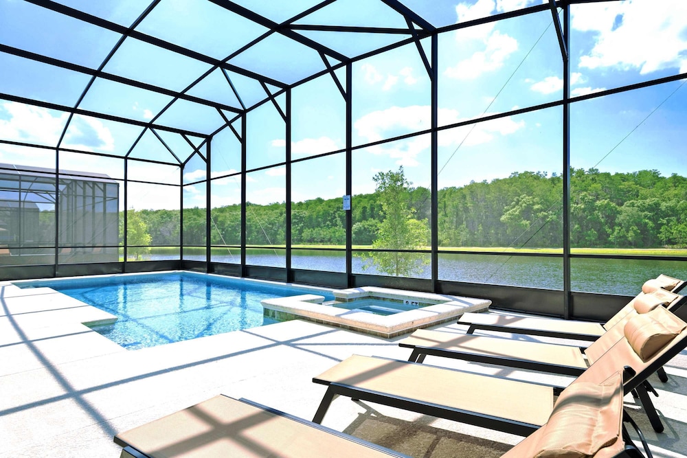 Magical 15-bedroom Villa Game Room, Theater & More!