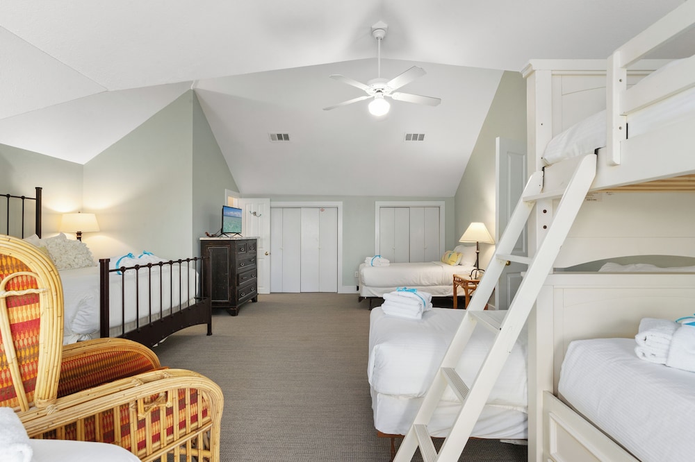 A Winterpast by the Sea - Gulf Front on 30A With Private Pool!