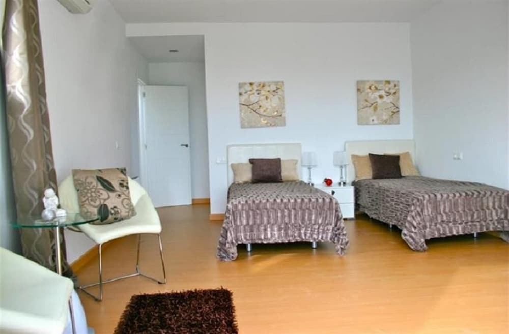 Brand New Villa Close To Beach - Image 3