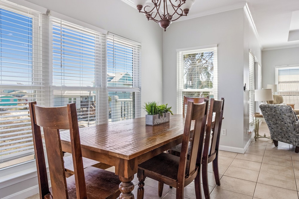 Beach Memories by Southern Vacation Rentals