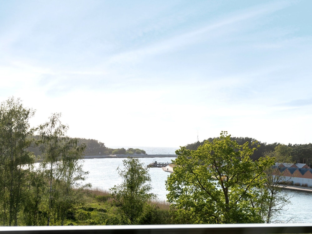 Apartment by Dziwna River With Pool Access view 4