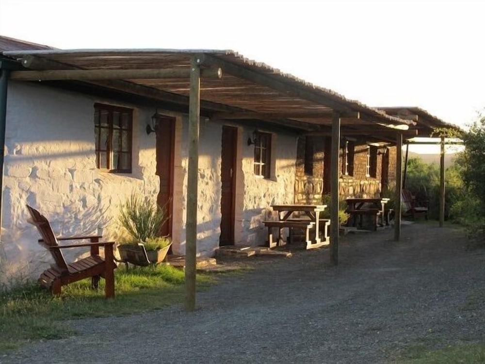 Ganora Guestfarm & Excursions