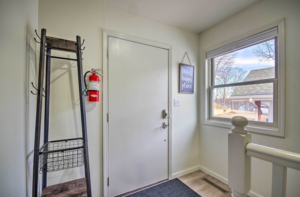 Lake of the Ozarks Vacation Rental: Boat Dock/slip