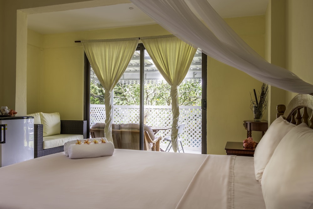 Lemongrass Lodge