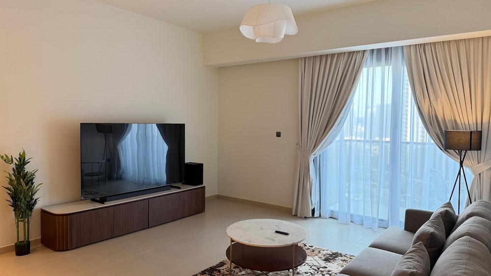 Premium 2bed Apartment In Downtown Act1