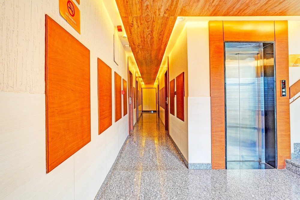 Super Townhouse Indiranagar