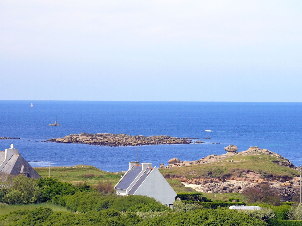 Holiday Home in Lampaul-plouarzel Nearby sea