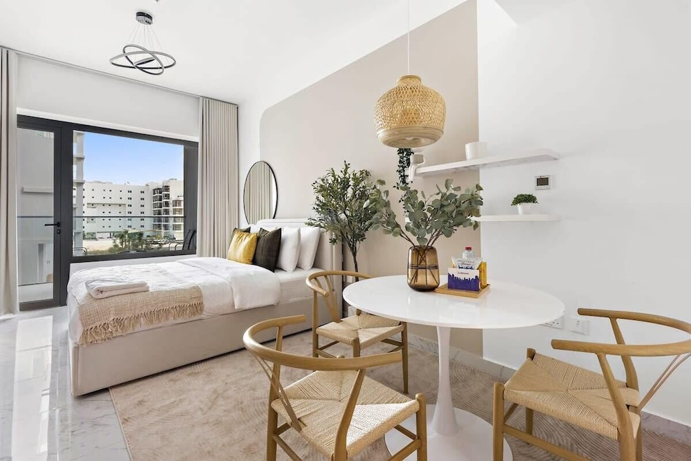 Abu Dhabi Vacations - Silkhaus Oasis Towers - Masdar City - Property Image 23