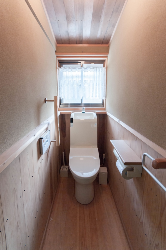 Miyama Futon & Breakfast Thatched Cottages