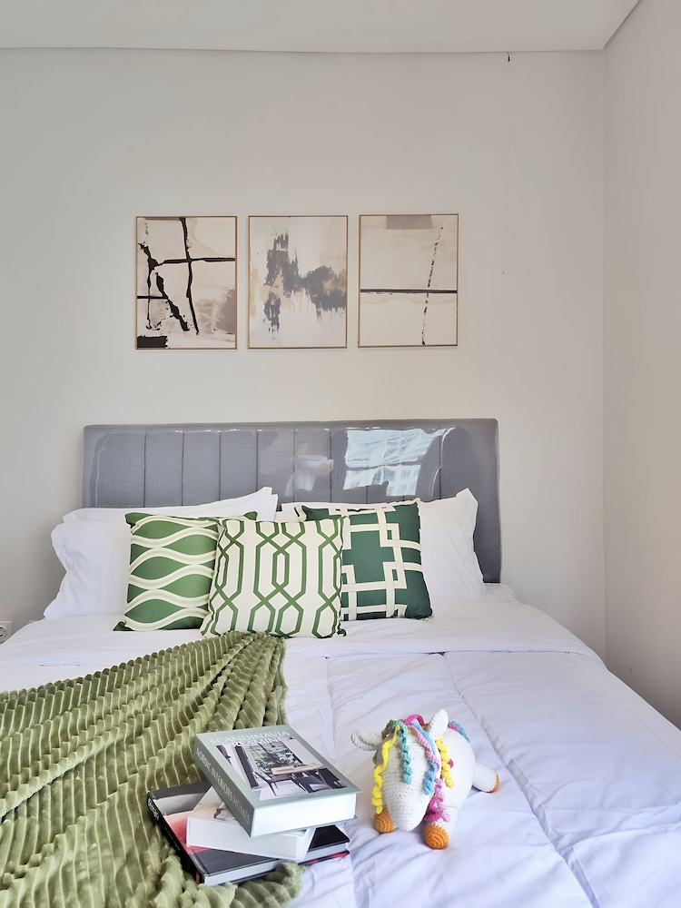 Staysanliving - Taman Anggrek Residence