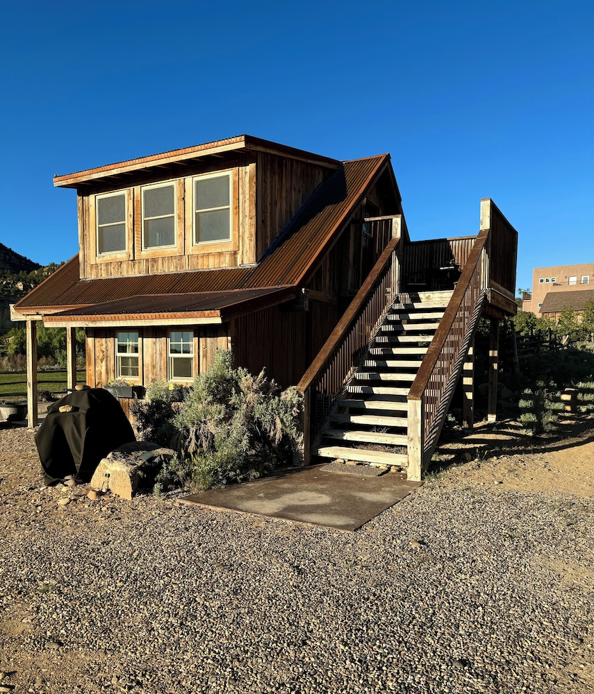 SLOT CANYONS INN