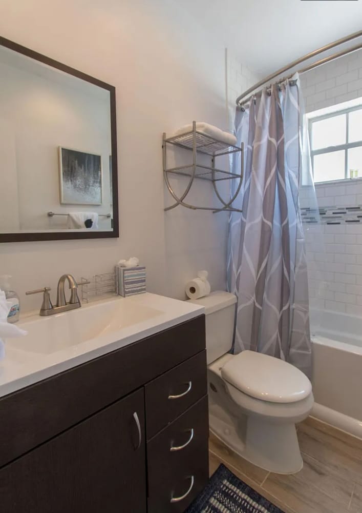 Sunlit Escape 3BR 2BA w Private Pool Backyard