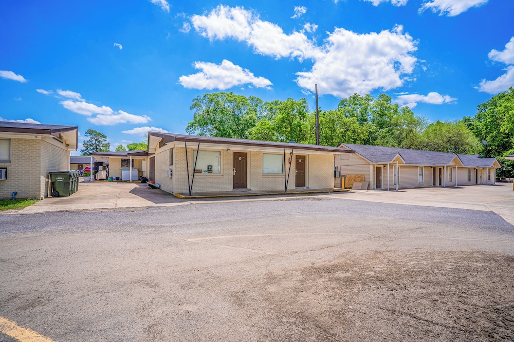 Cypress Inn Motel By OYO West Monroe I-20